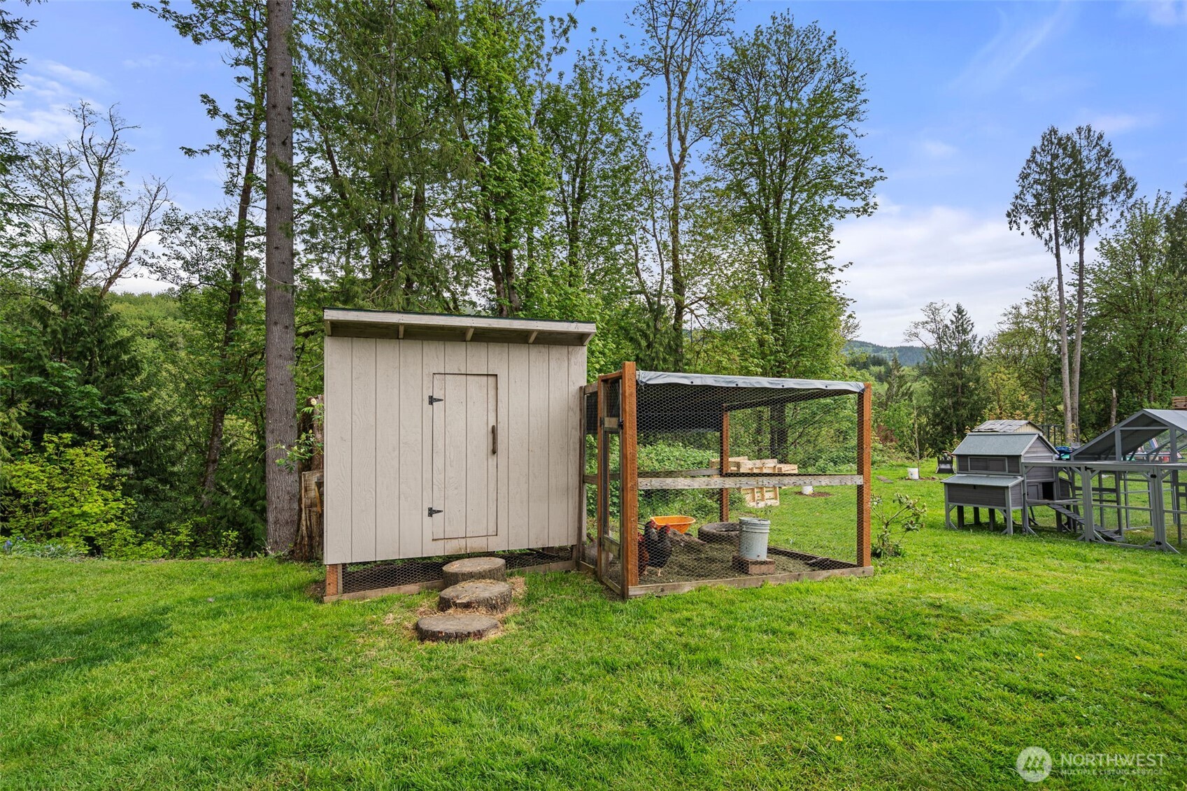 property viewer photo 26
