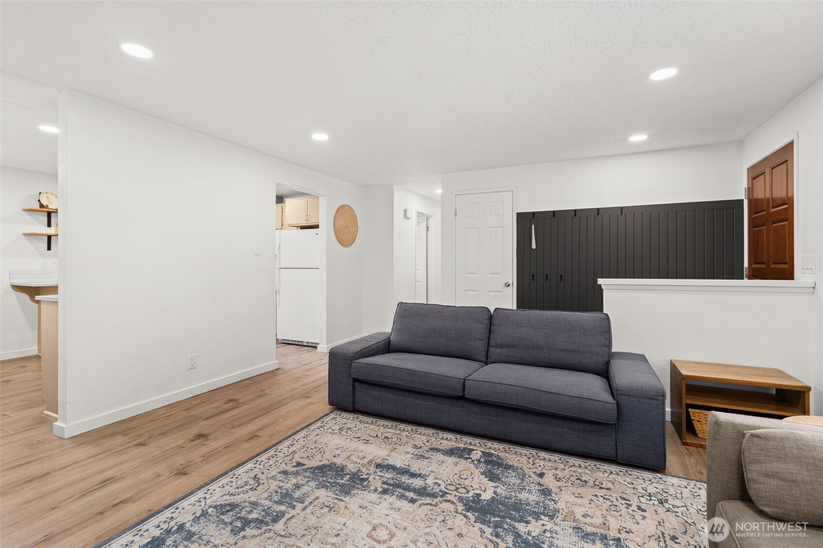 property viewer photo 6