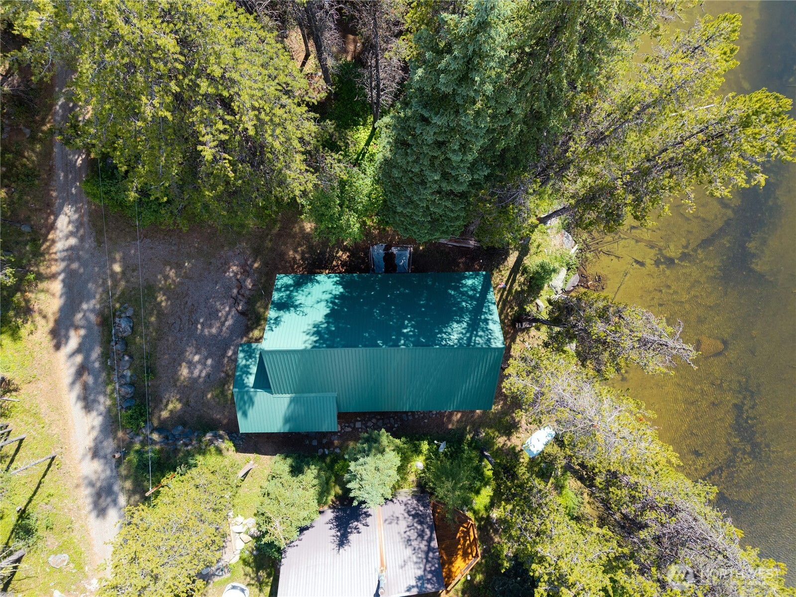 main property photo 38