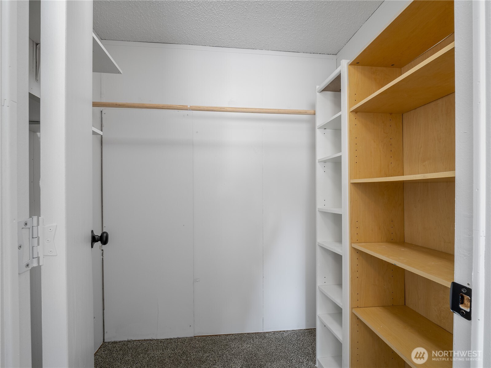 property viewer photo 16
