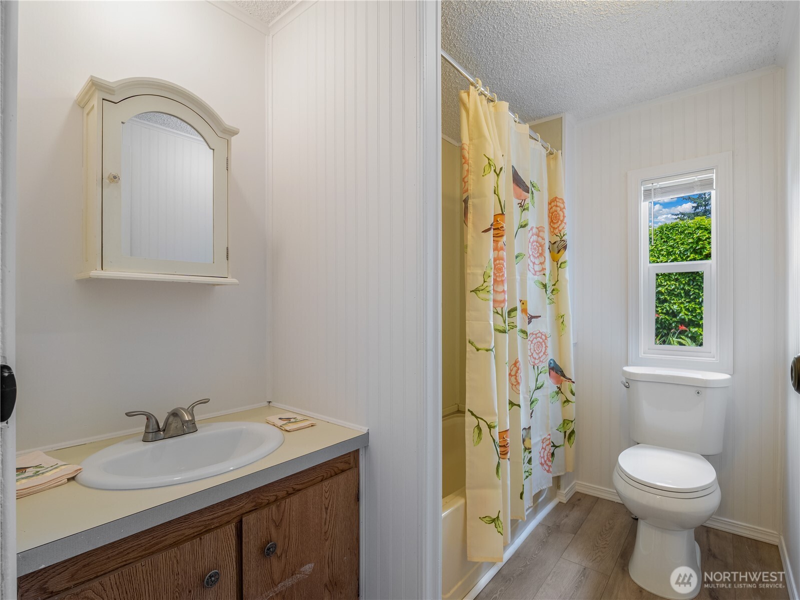 property viewer photo 19
