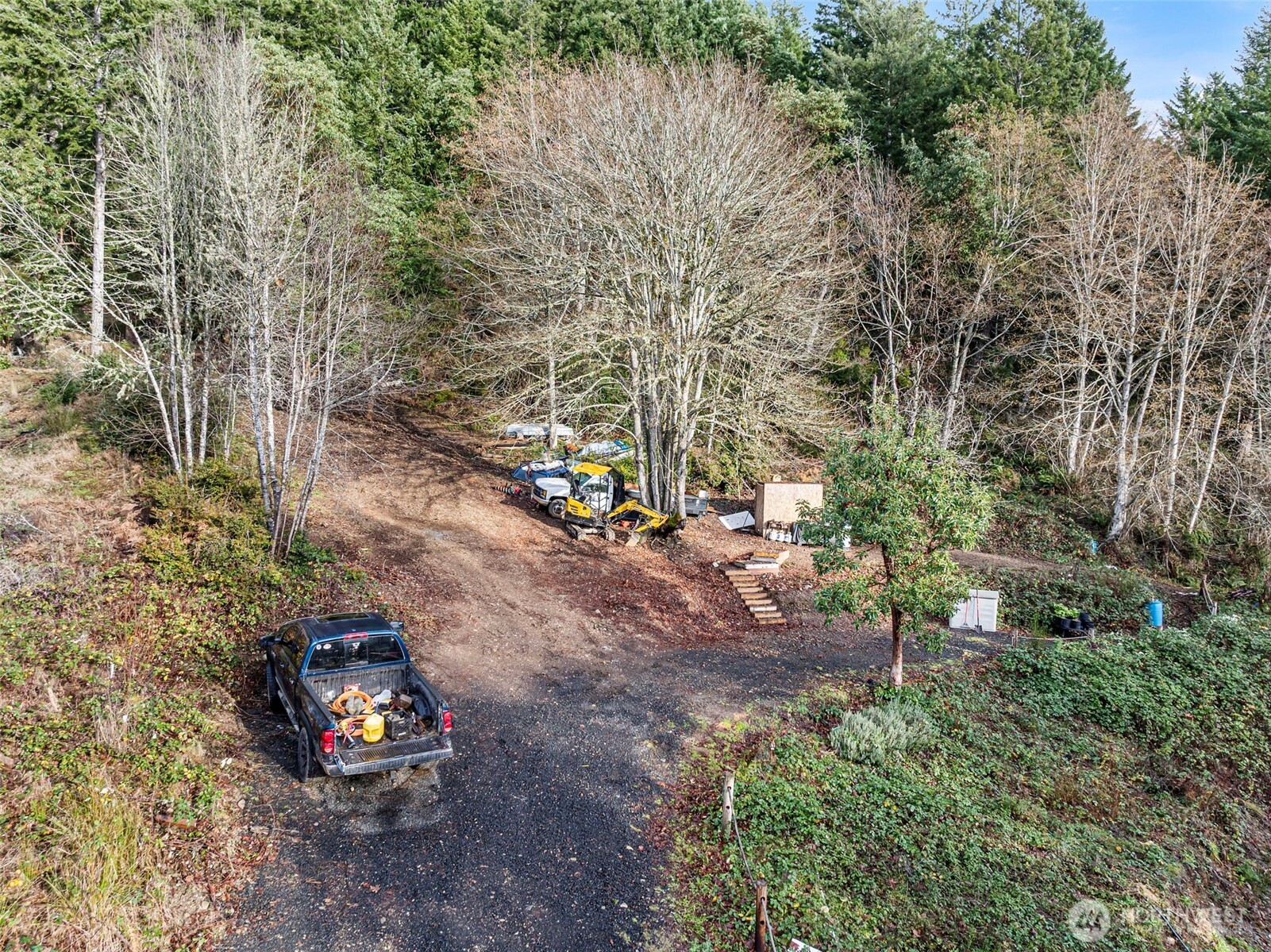 main property photo 10