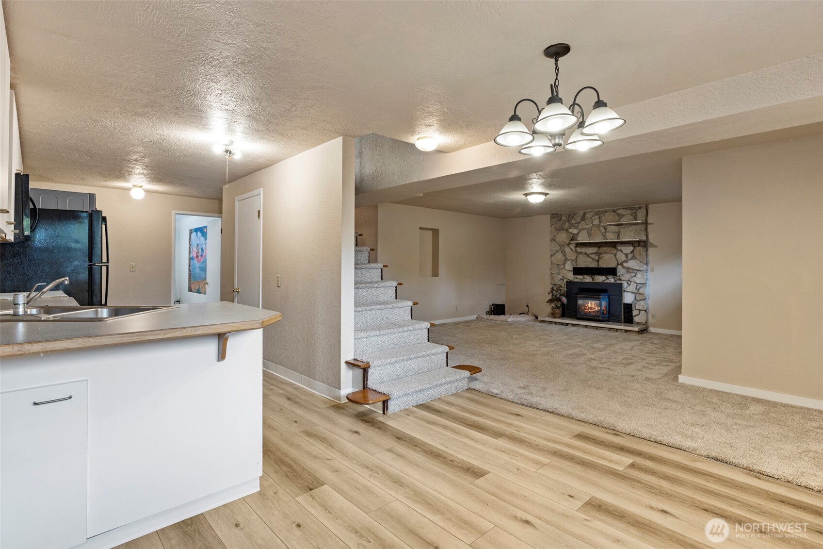 property viewer photo 14
