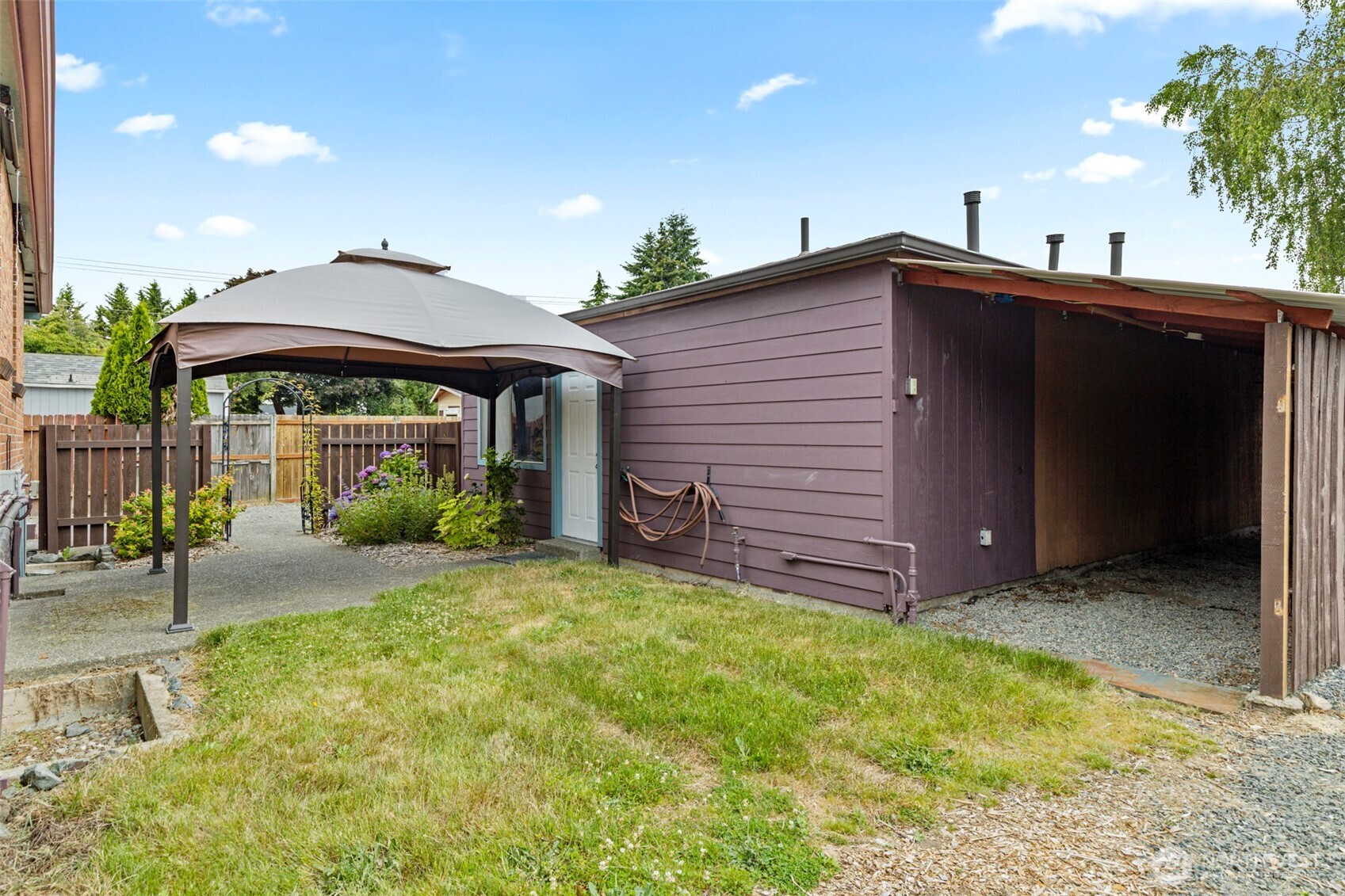 property viewer photo 21