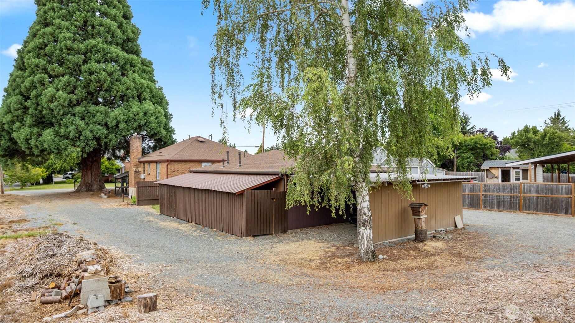 property viewer photo 26