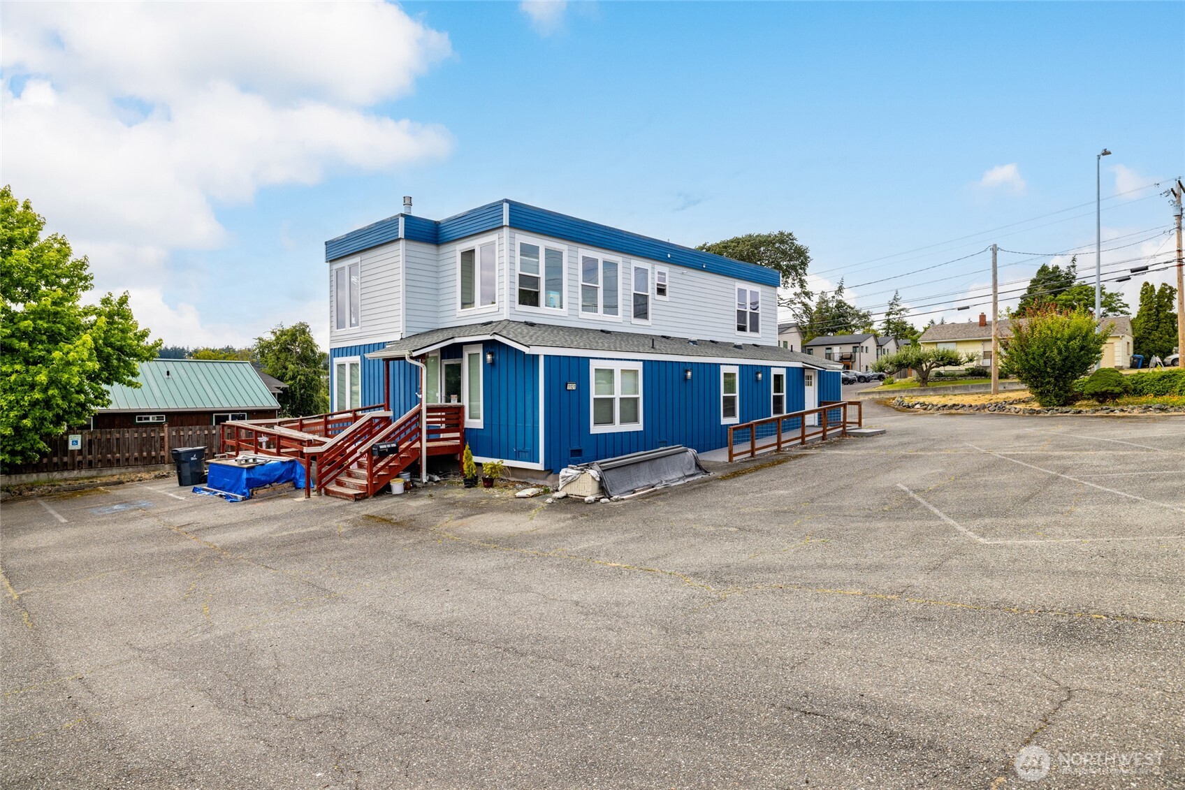 main property photo 7