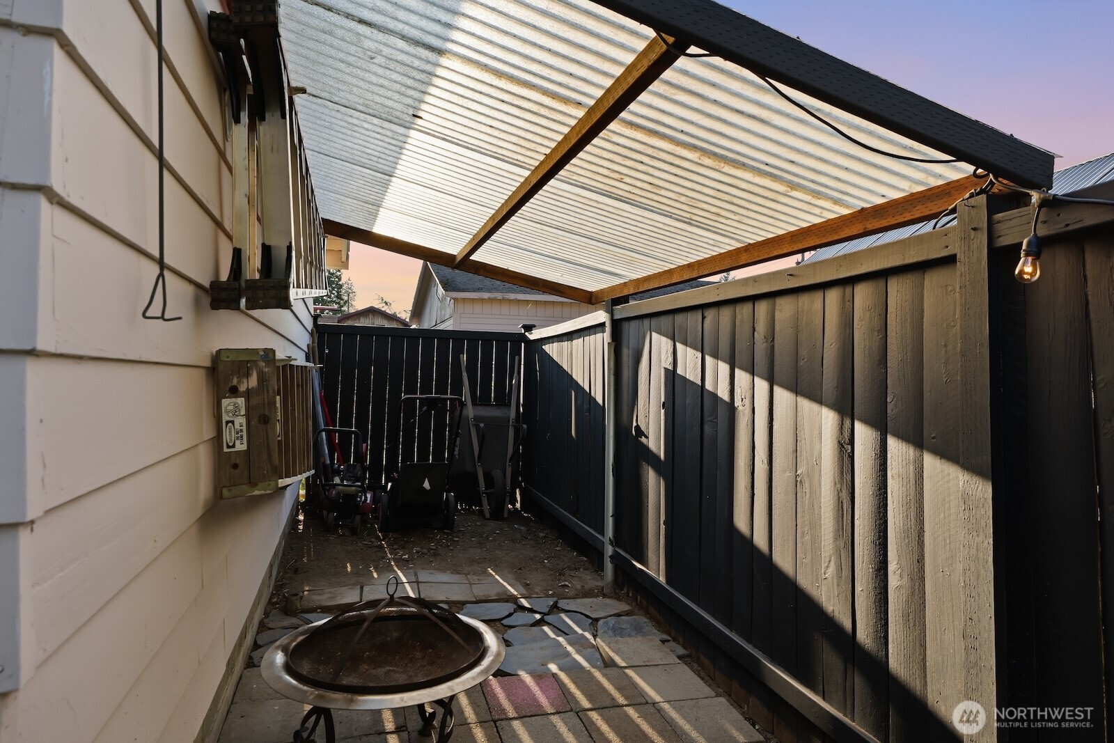 property viewer photo 23