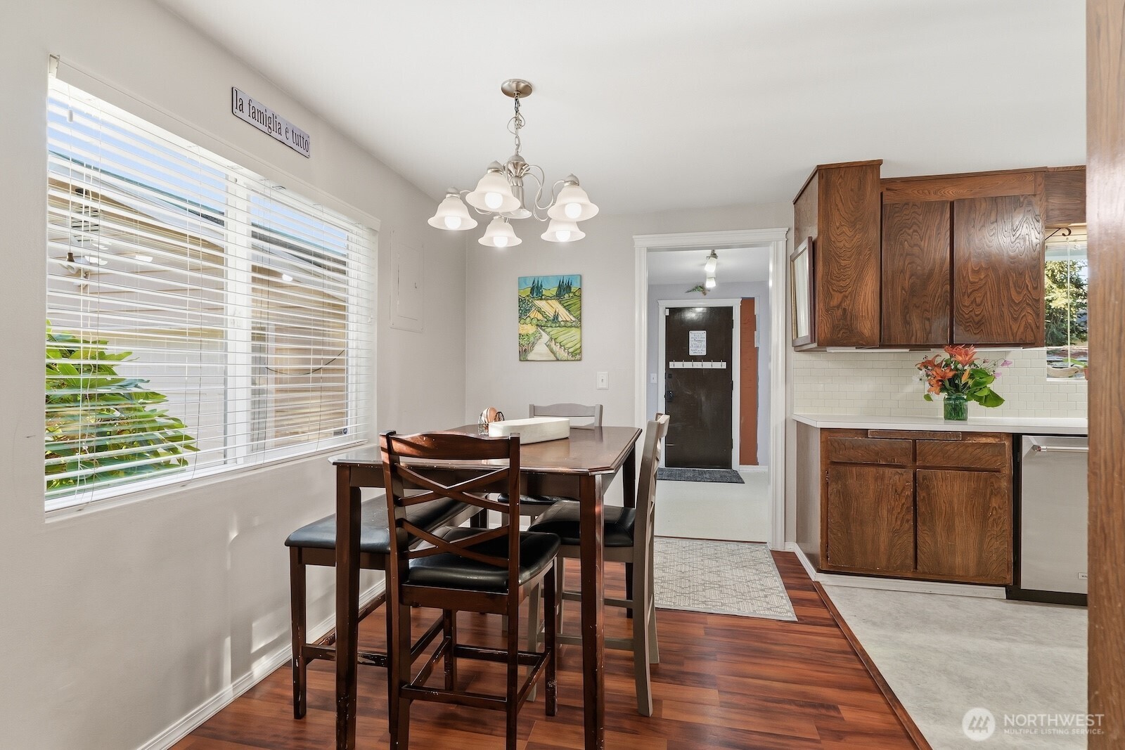 property viewer photo 4