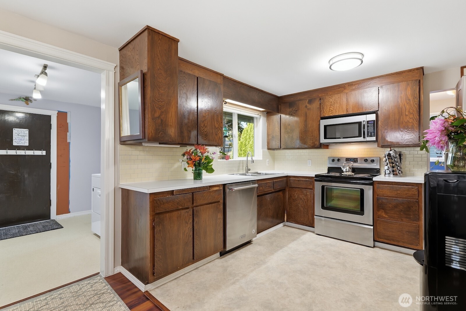 property viewer photo 7