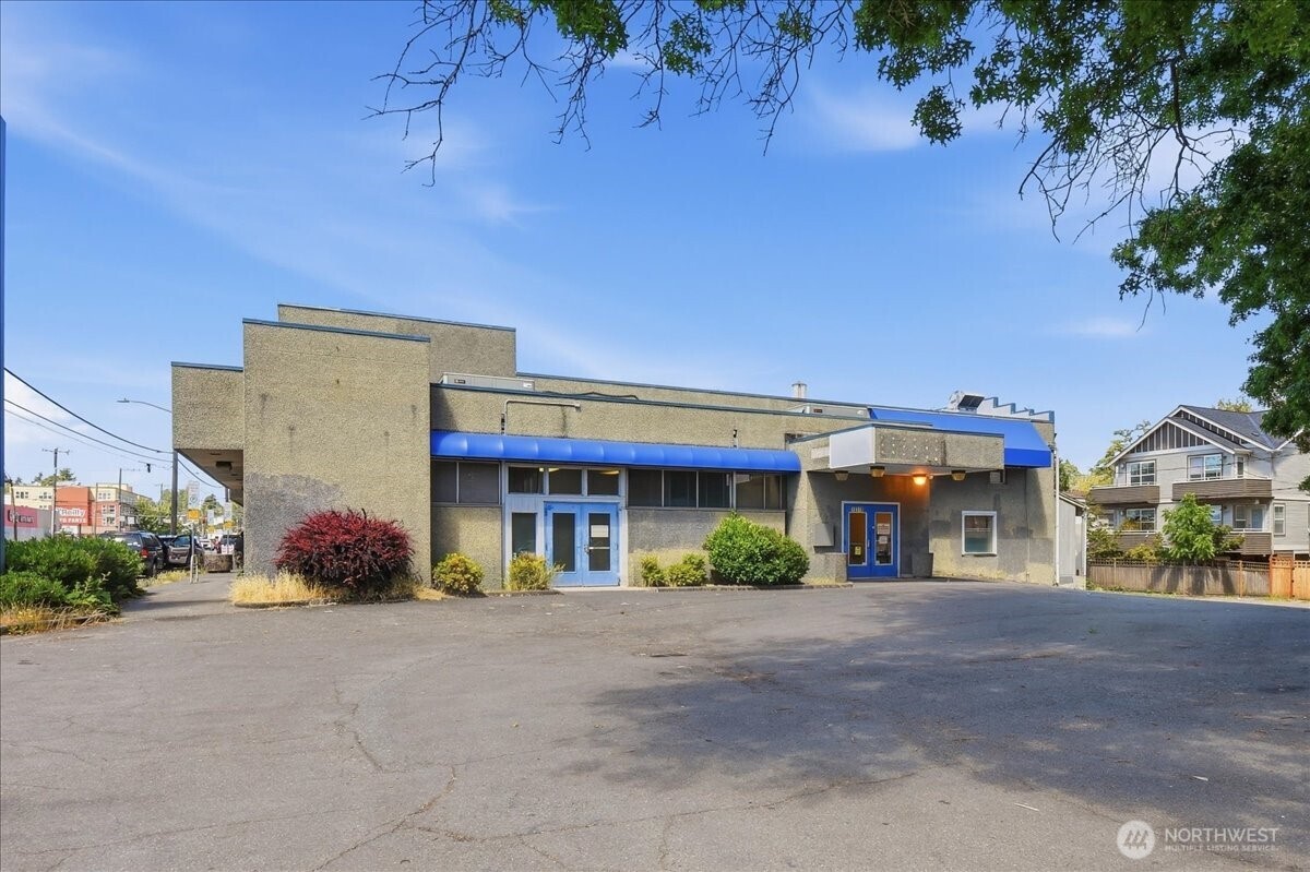 main property photo 0