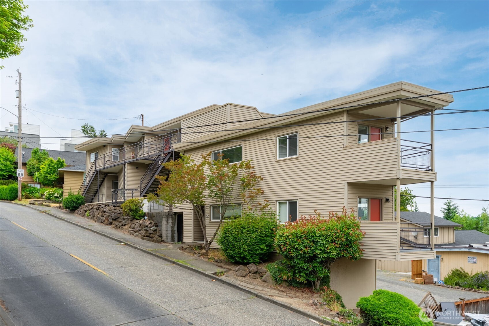 property viewer photo 1