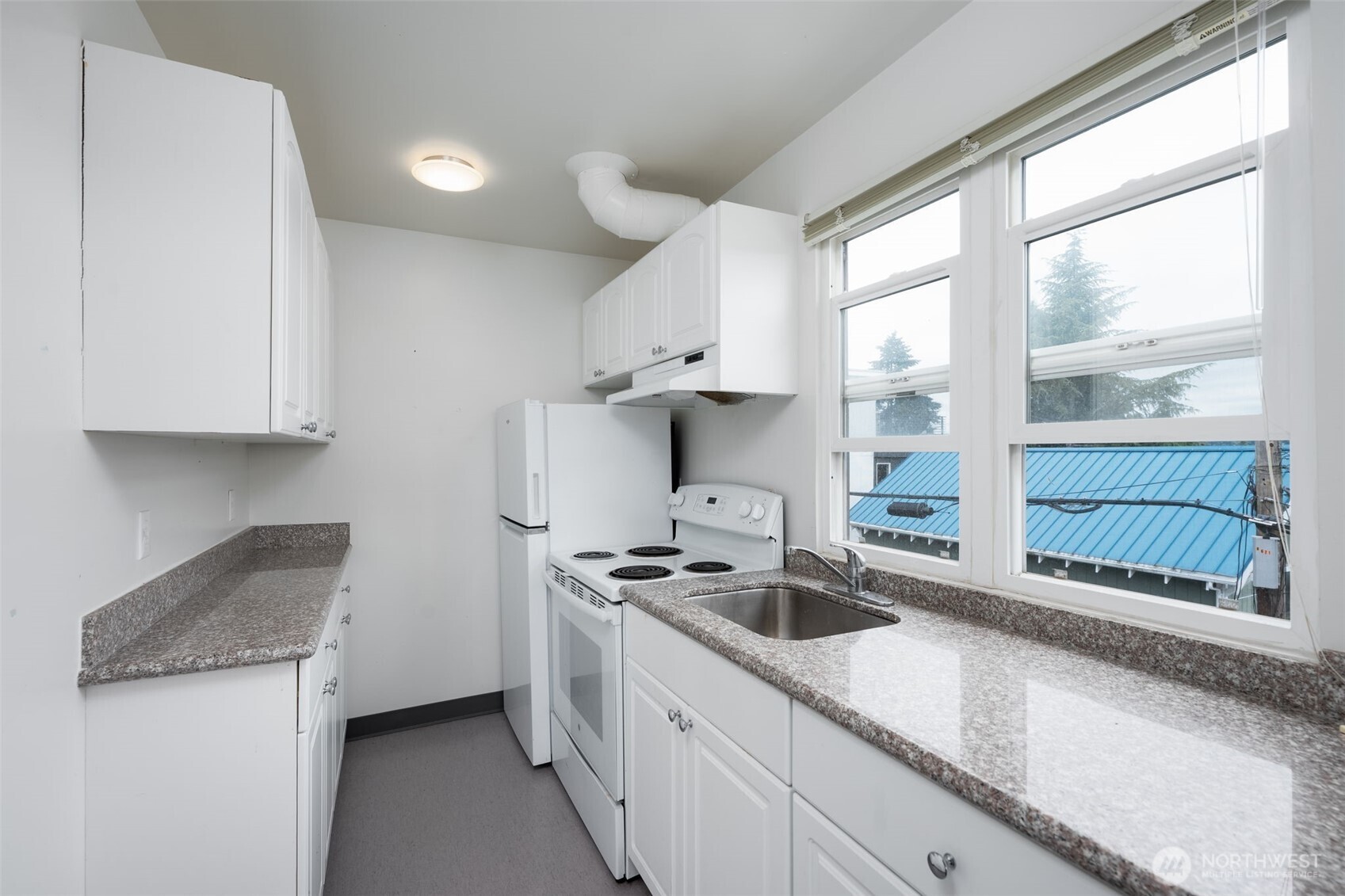 property viewer photo 2