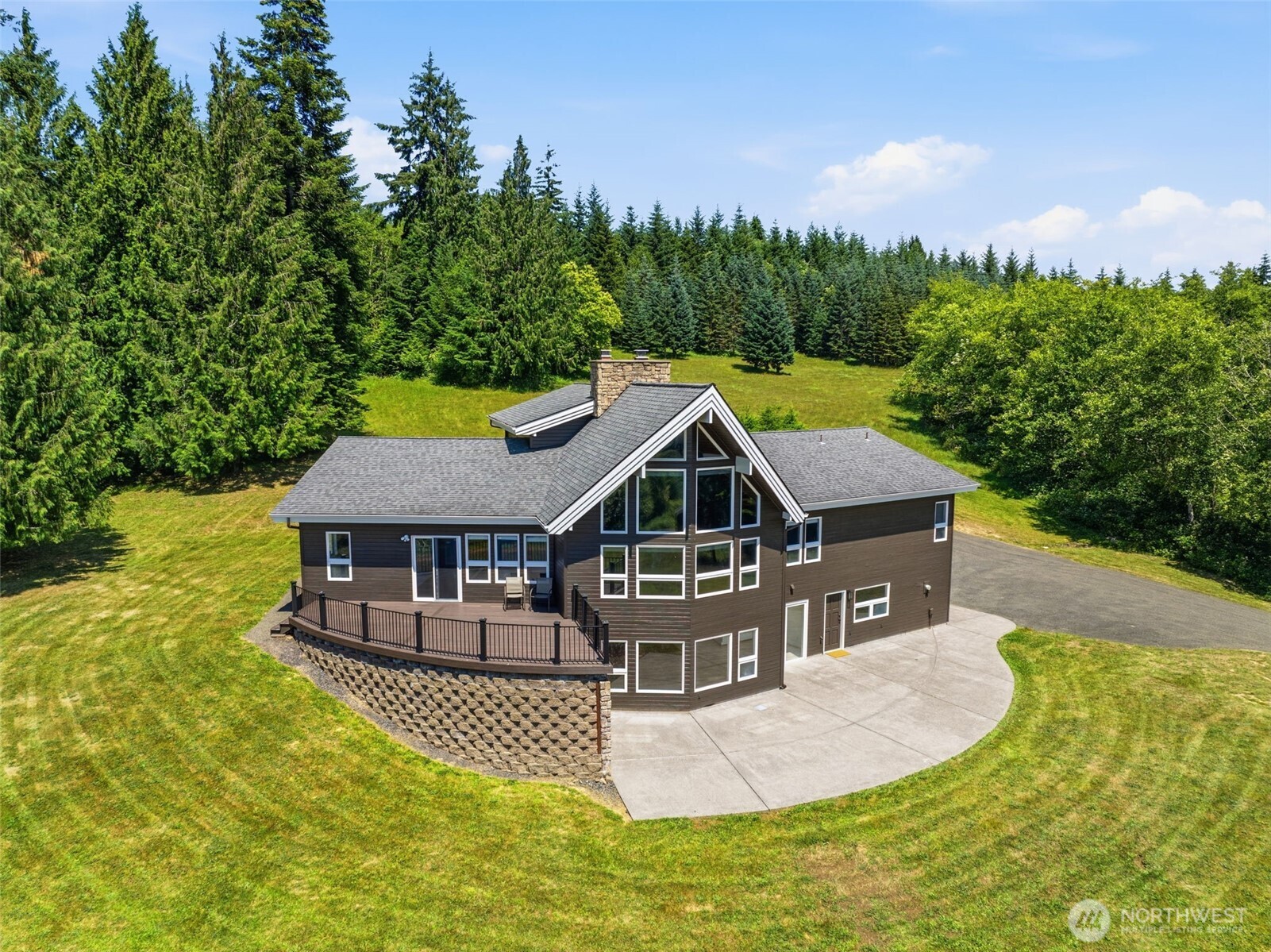 main property photo 0