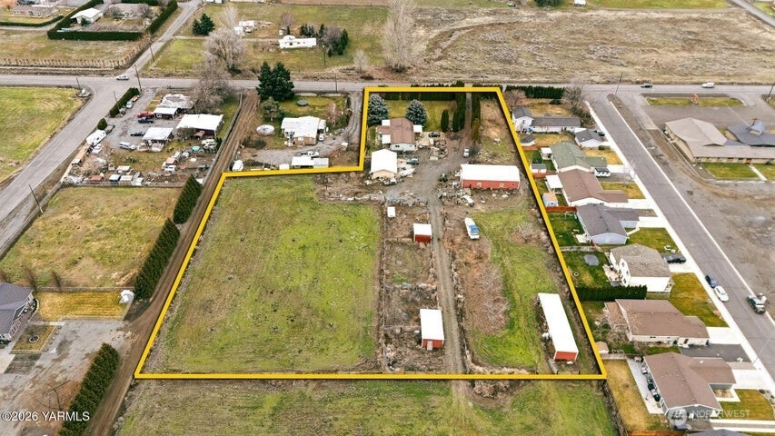 main property photo 3