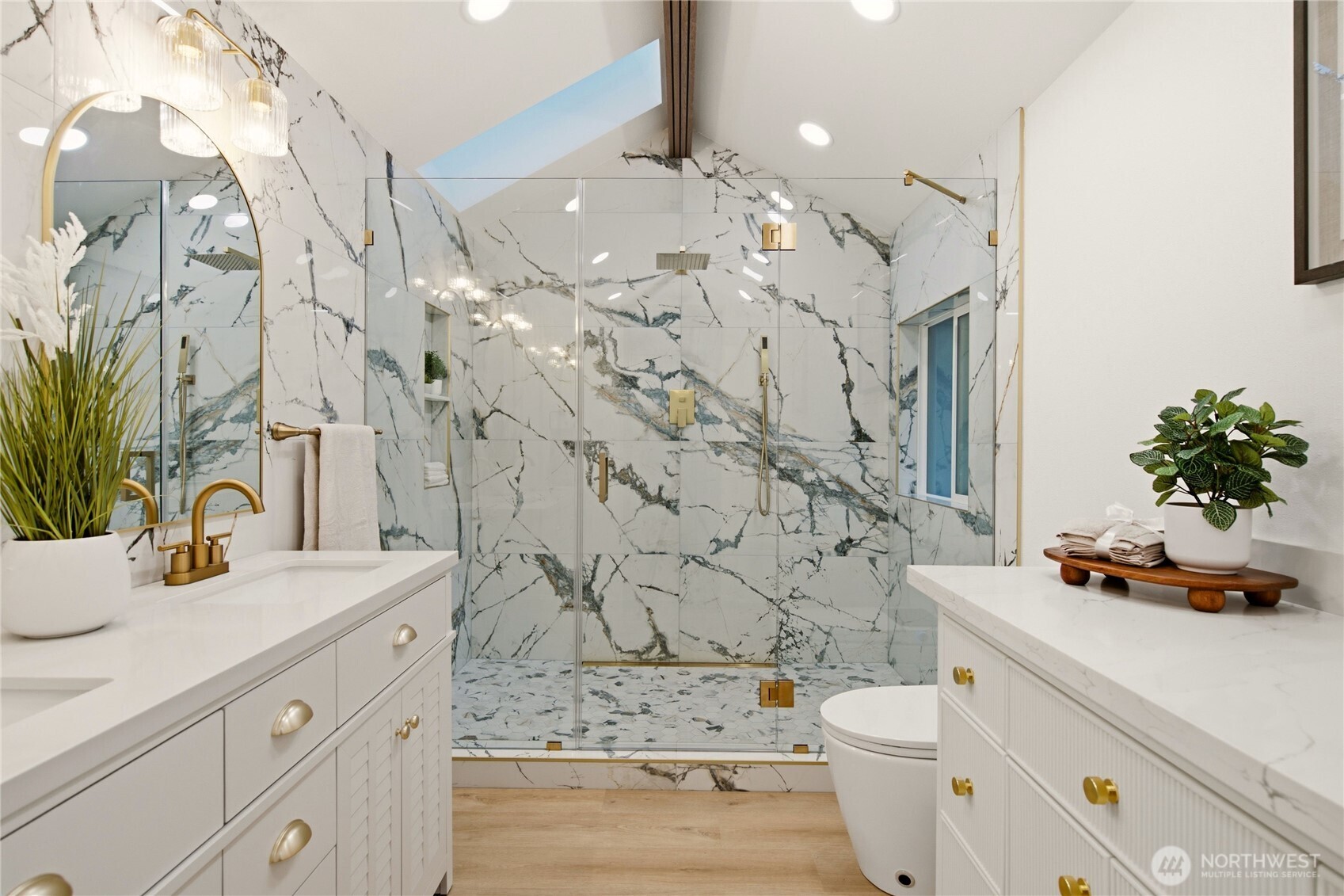 property viewer photo 24