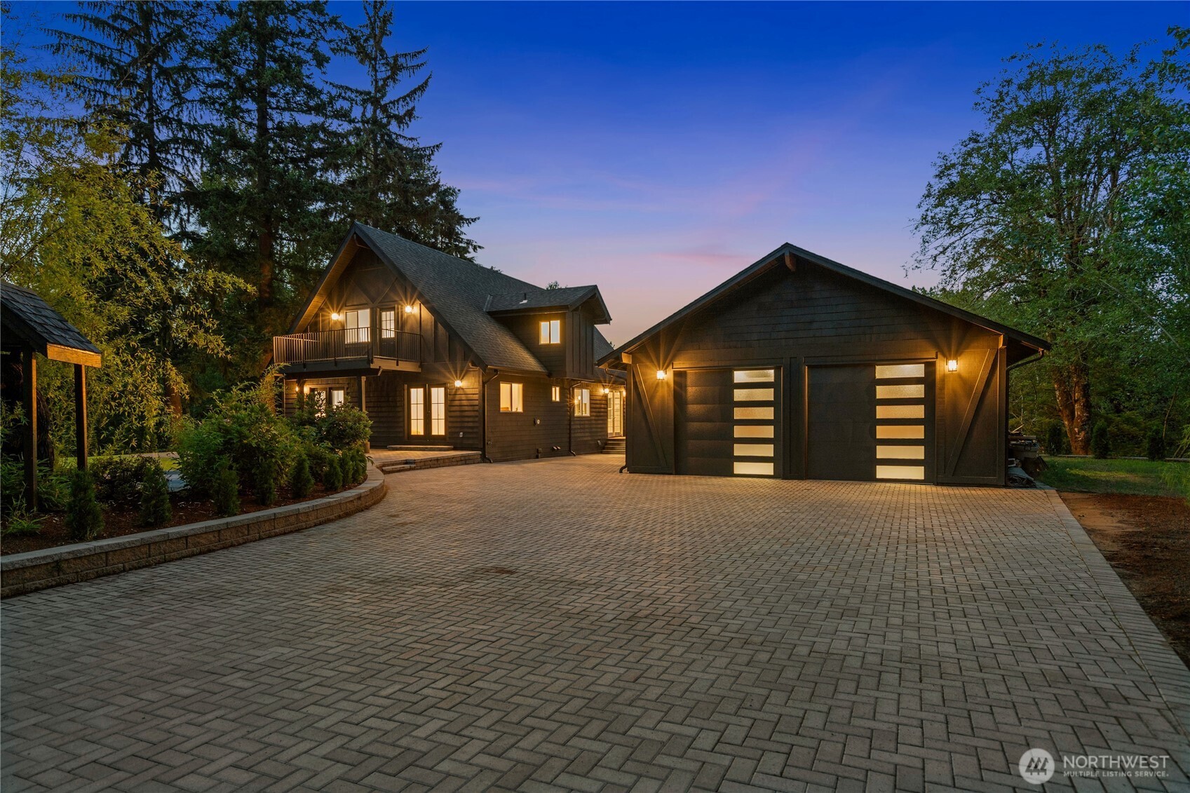 property viewer photo 3