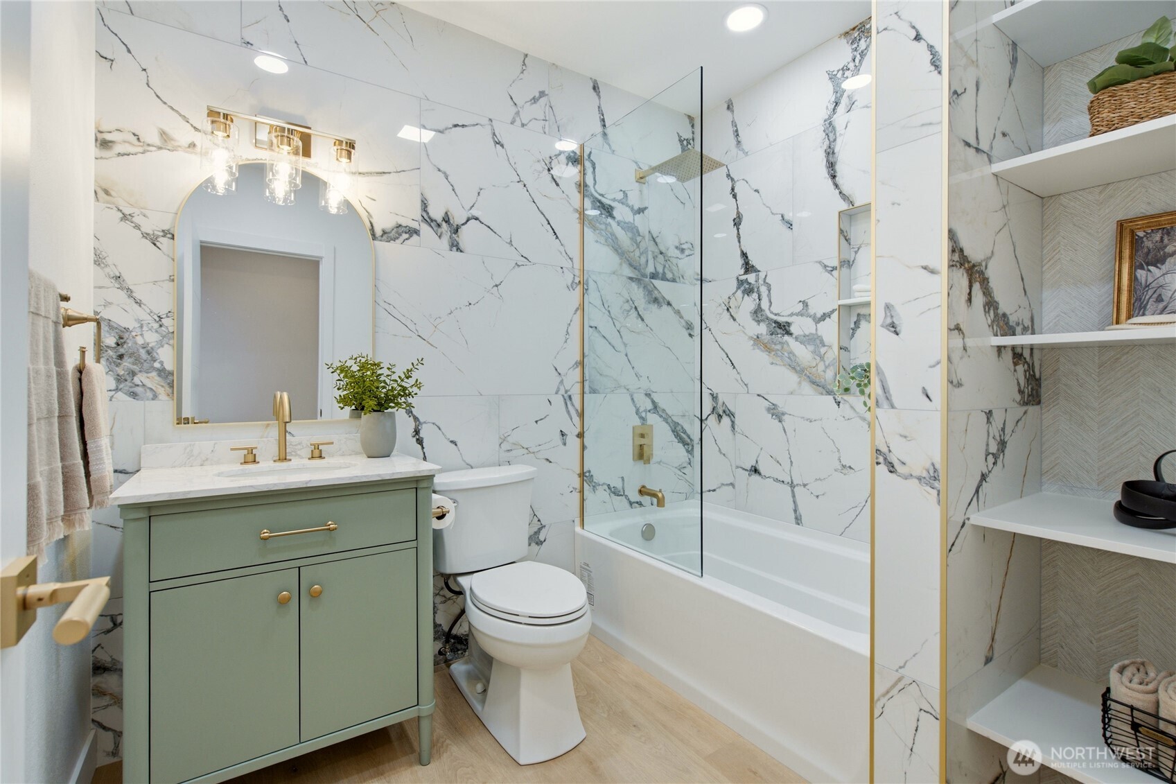 property viewer photo 30