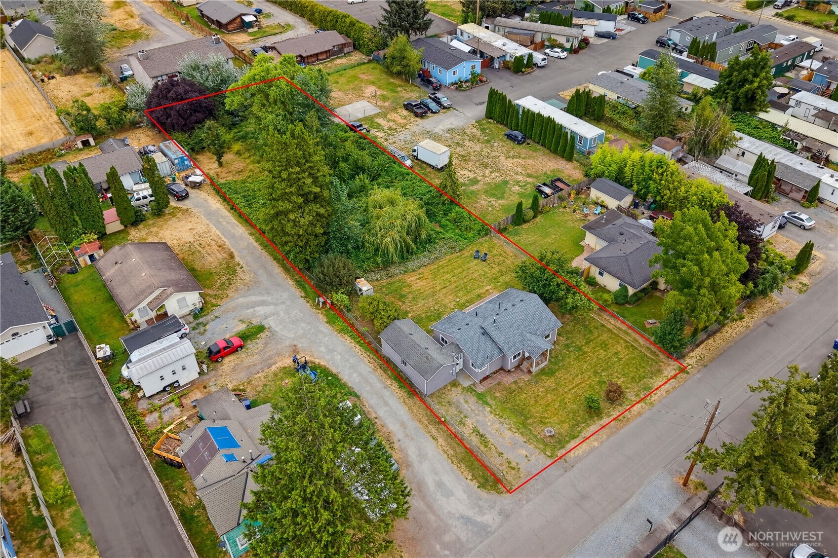 main property photo 0