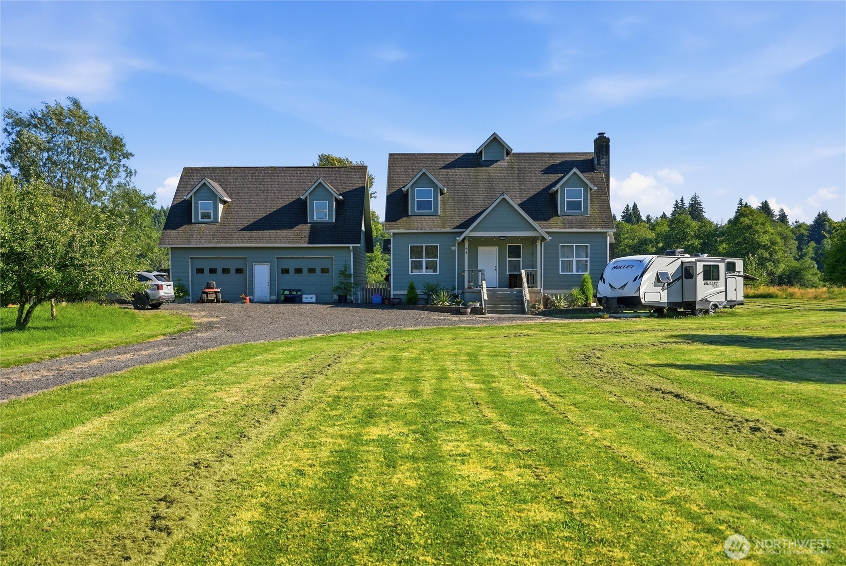 main property photo 0