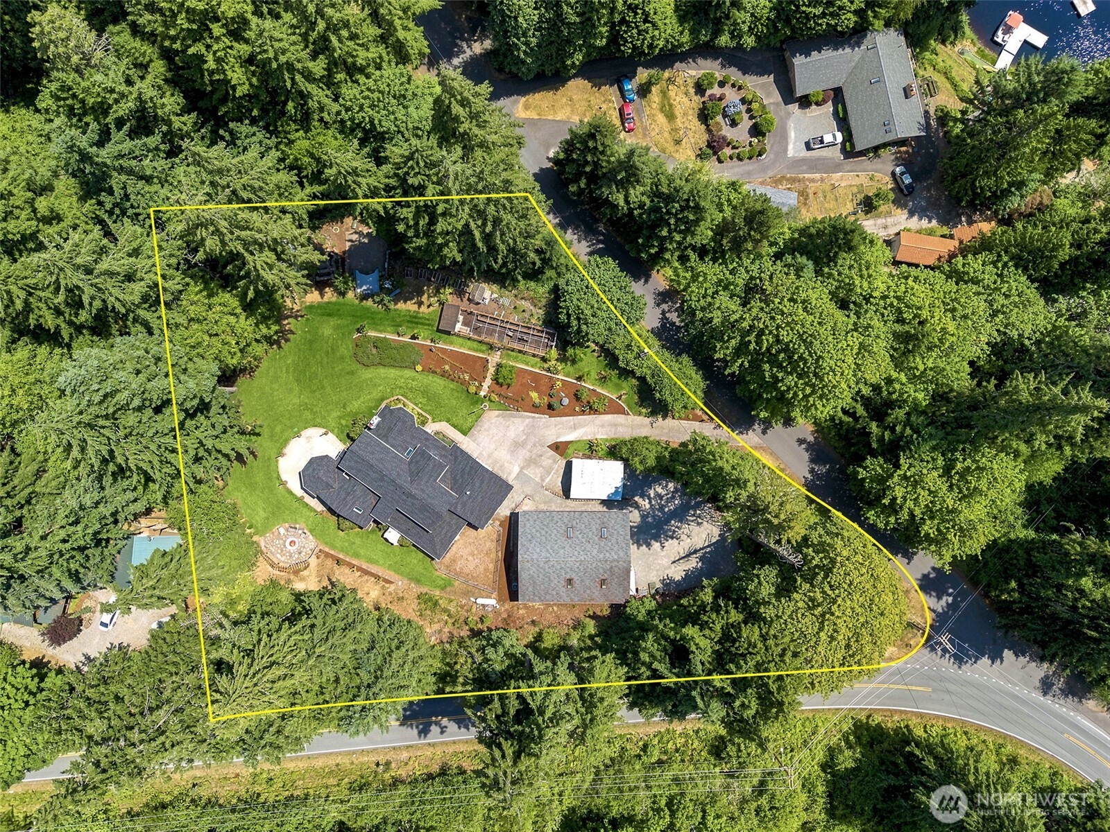 main property photo 38