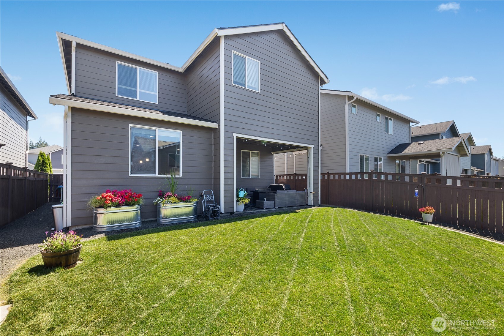 property viewer photo 5