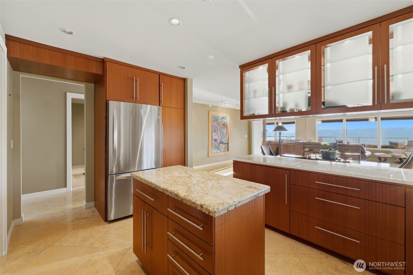 property viewer photo 17