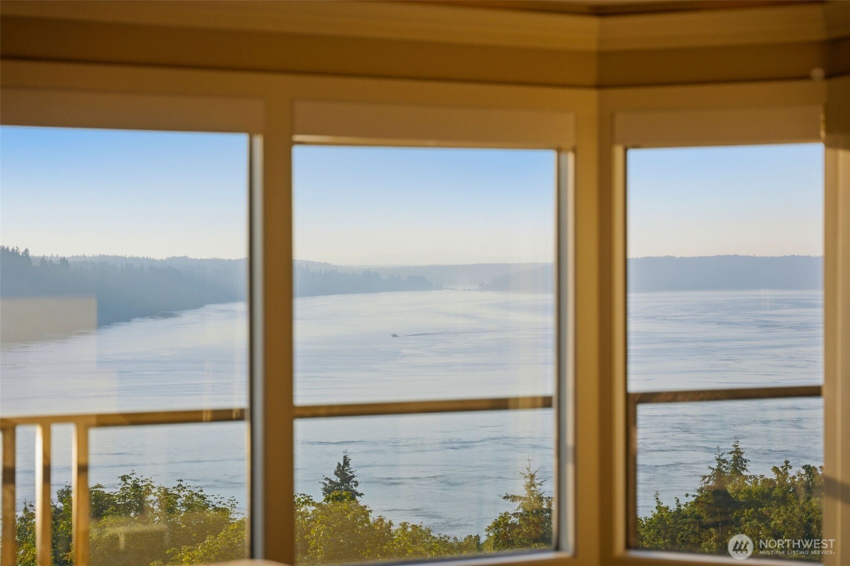 property viewer photo 24