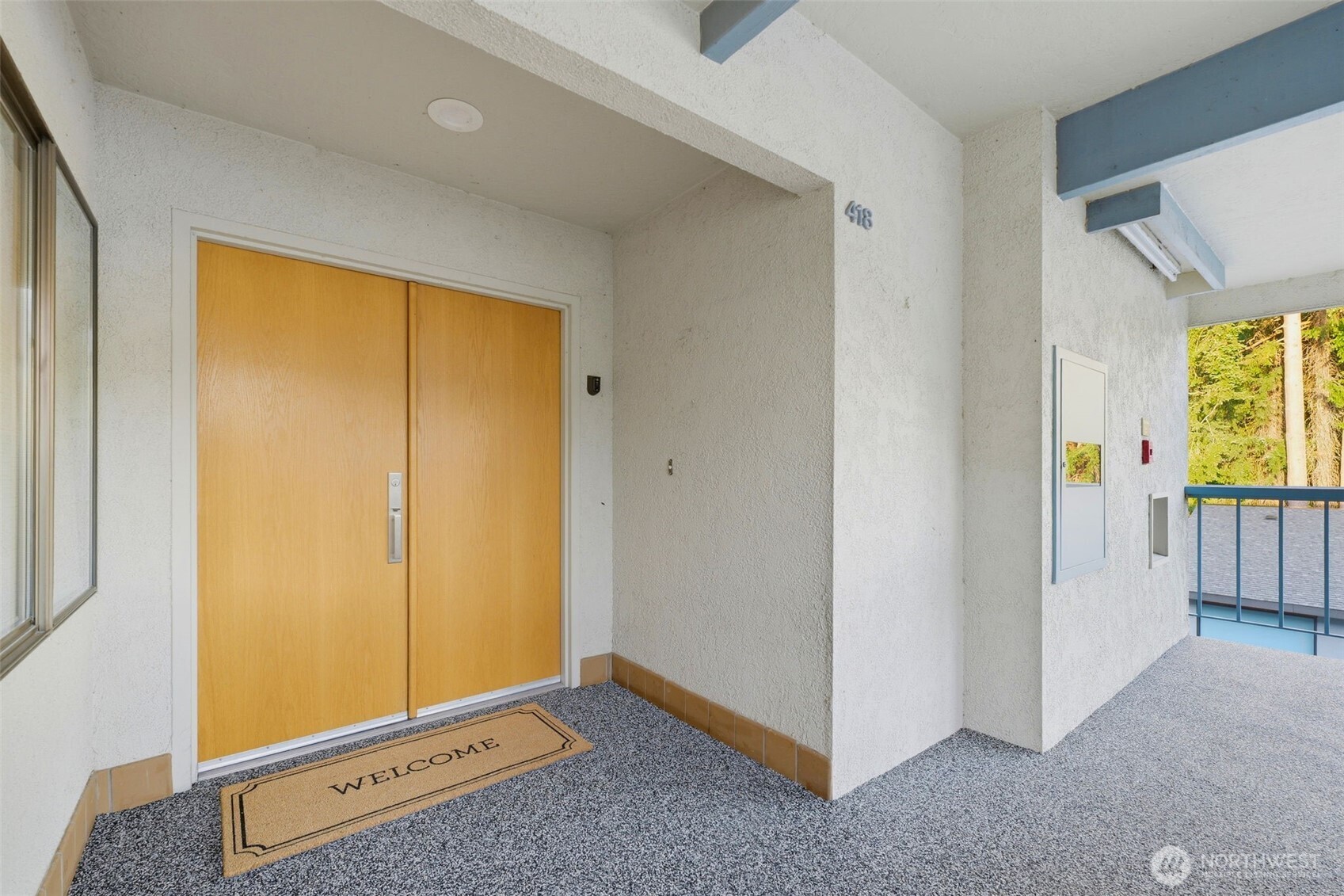 property viewer photo 36