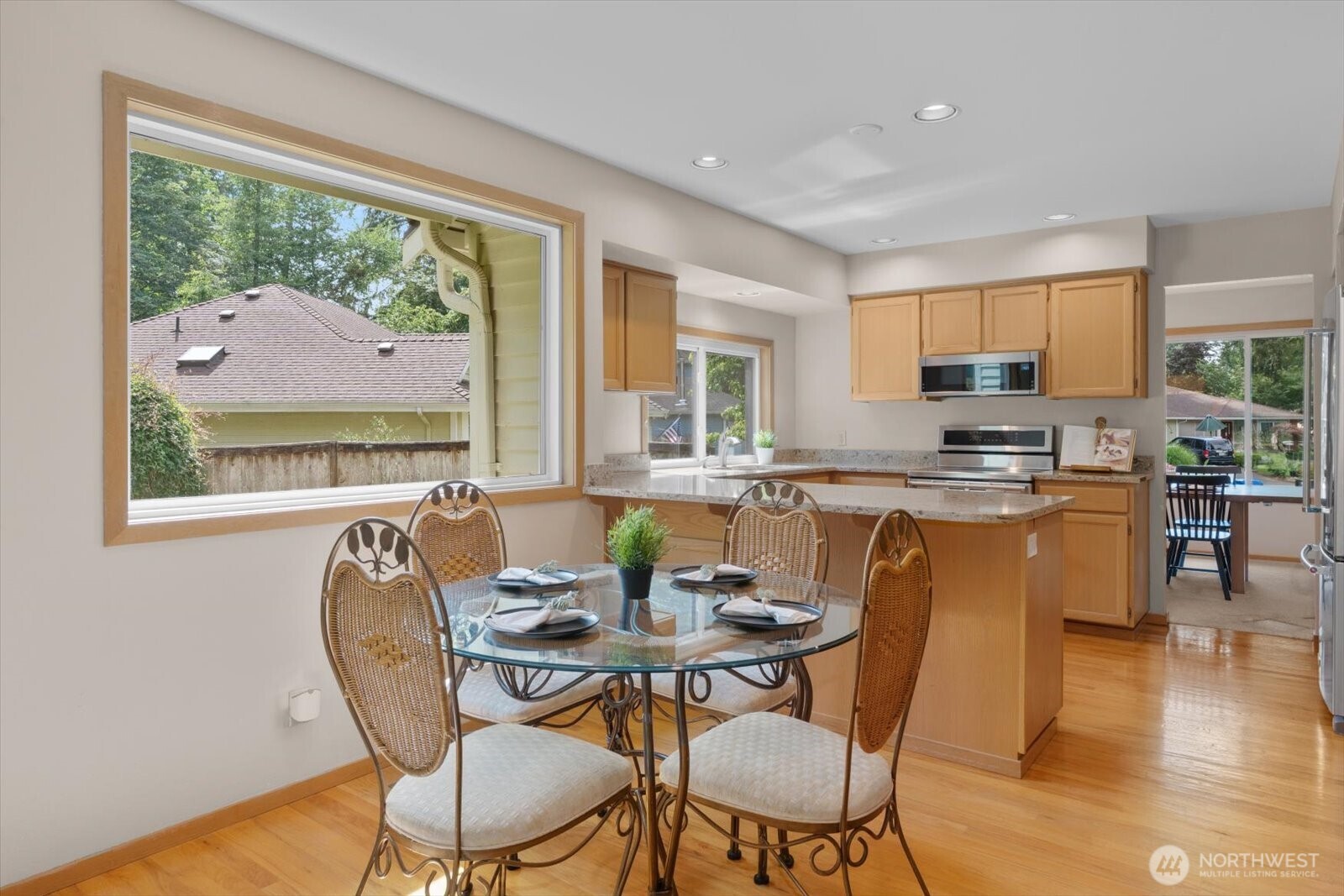 property viewer photo 15