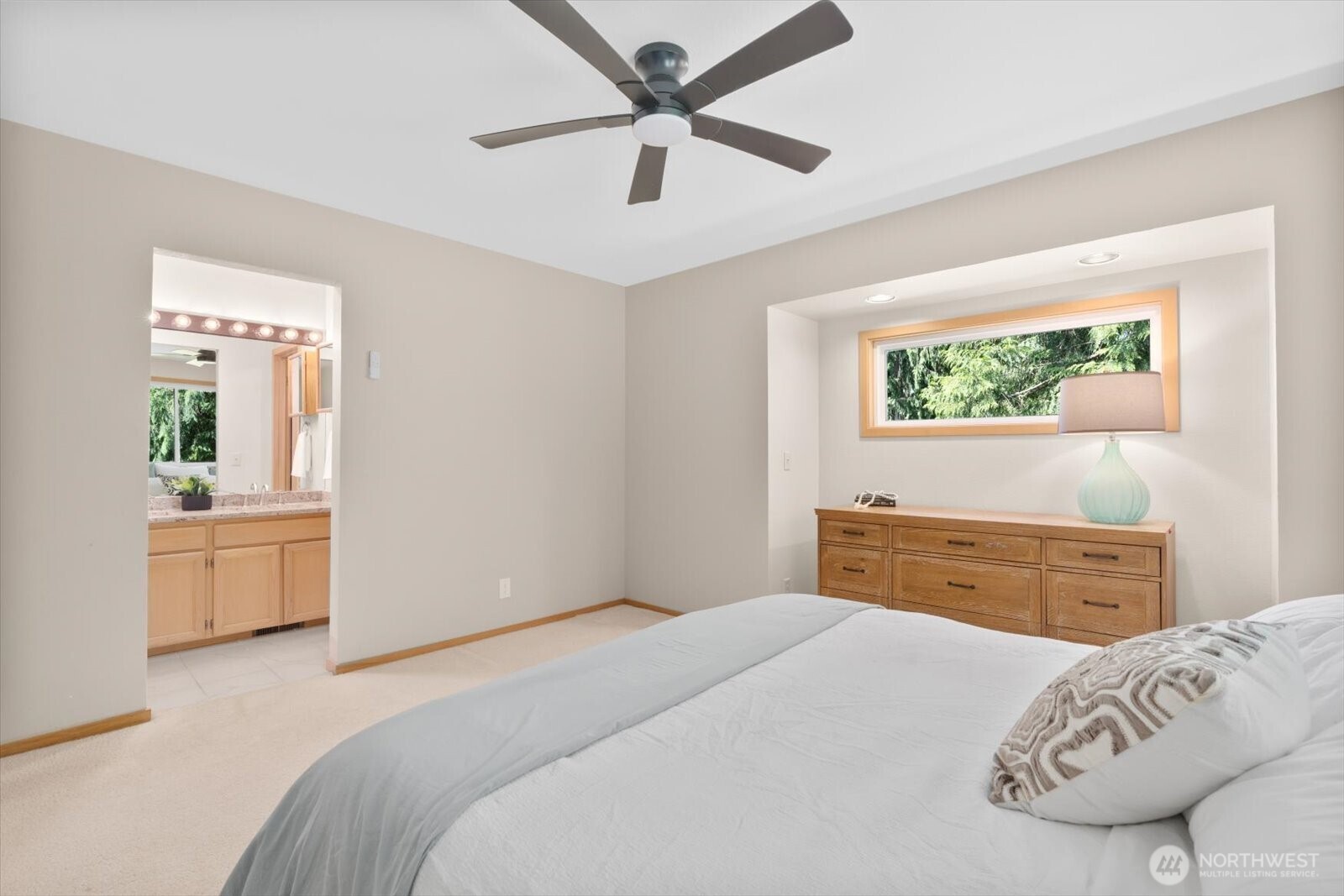 property viewer photo 22