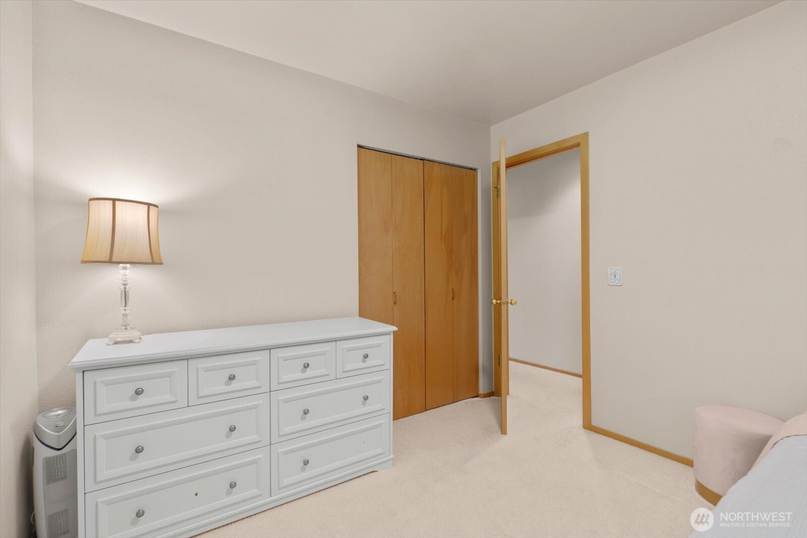 property viewer photo 26