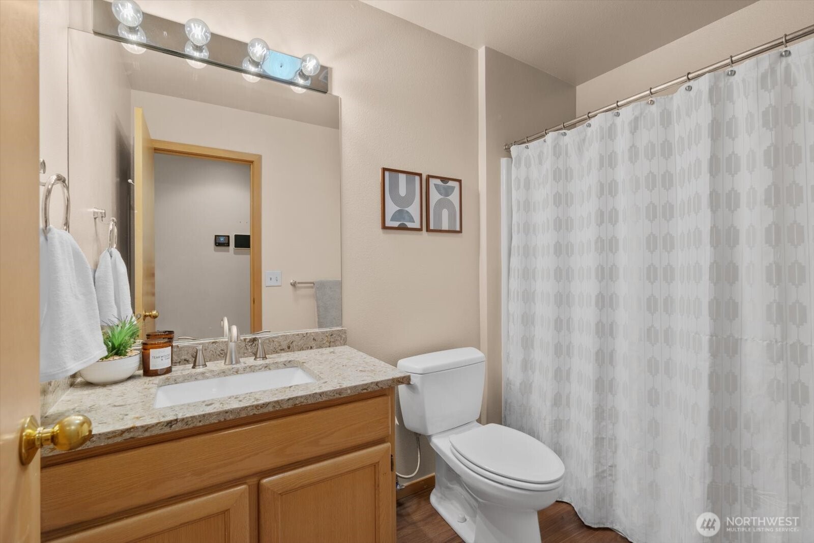 property viewer photo 29