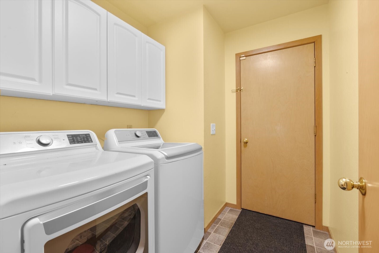 property viewer photo 30