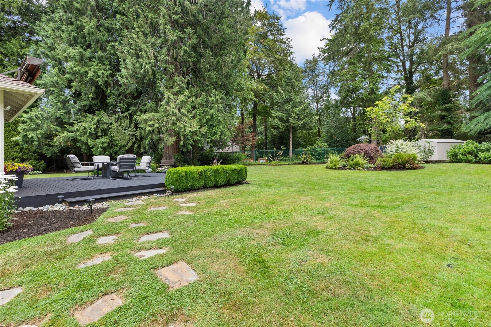 property viewer photo 34