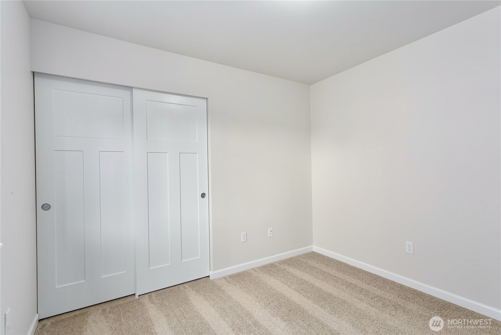 property viewer photo 27