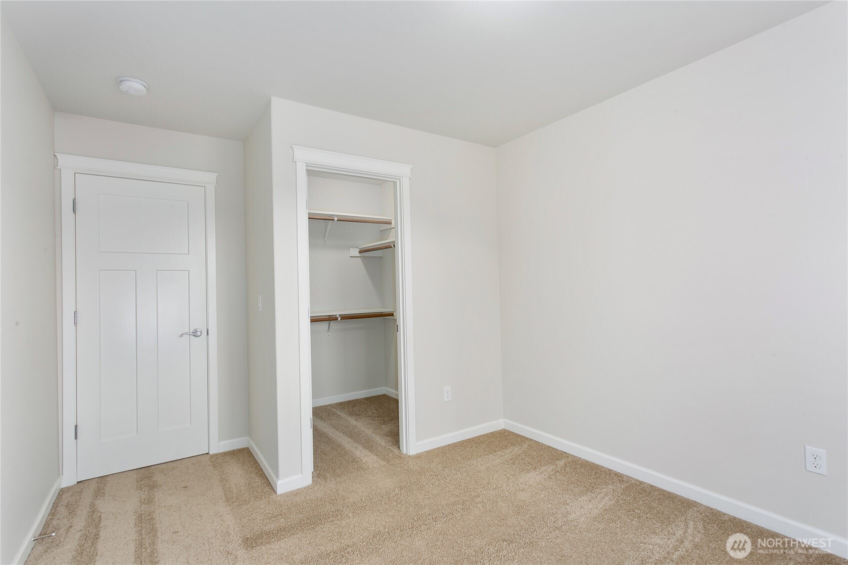 property viewer photo 29