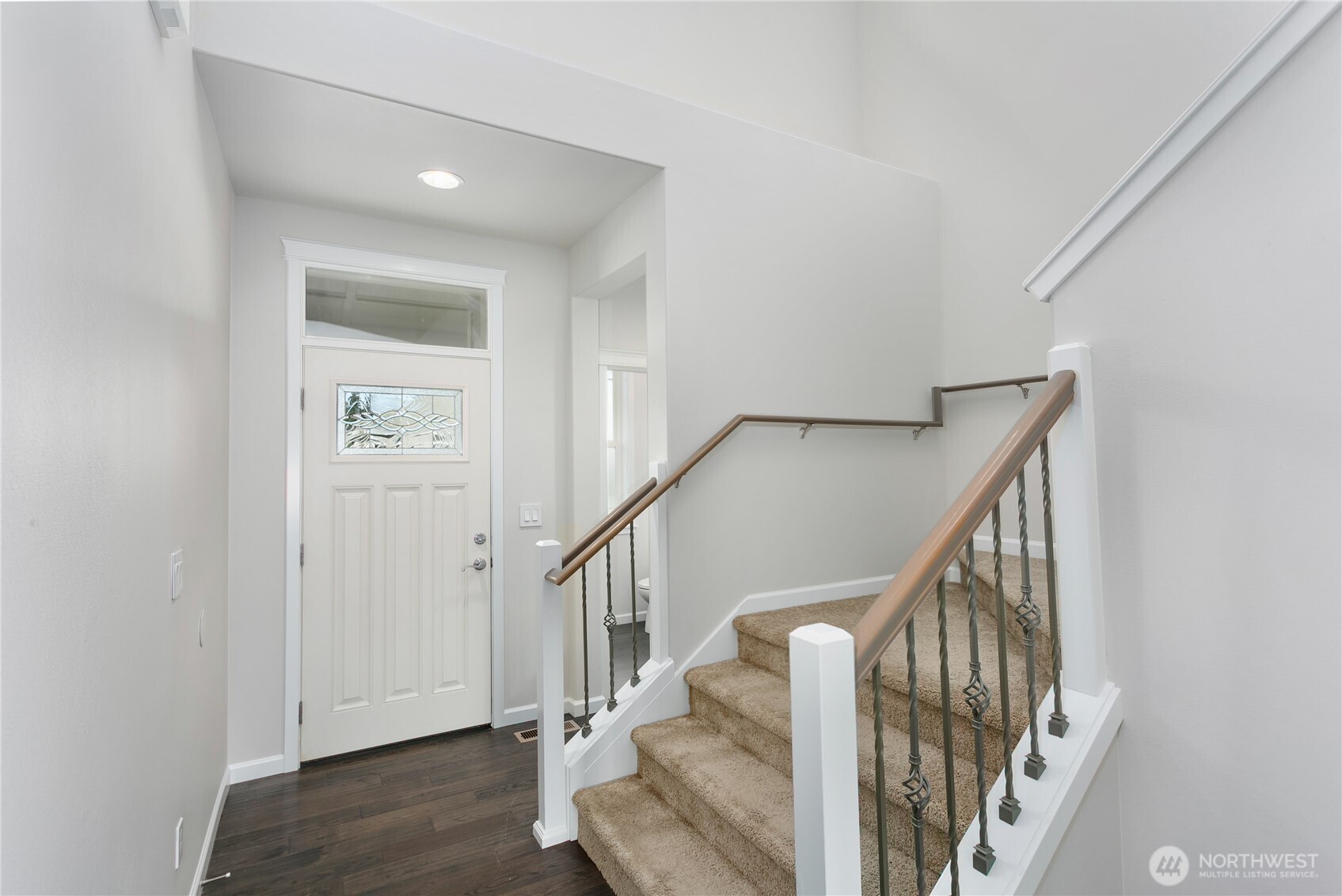 property viewer photo 3