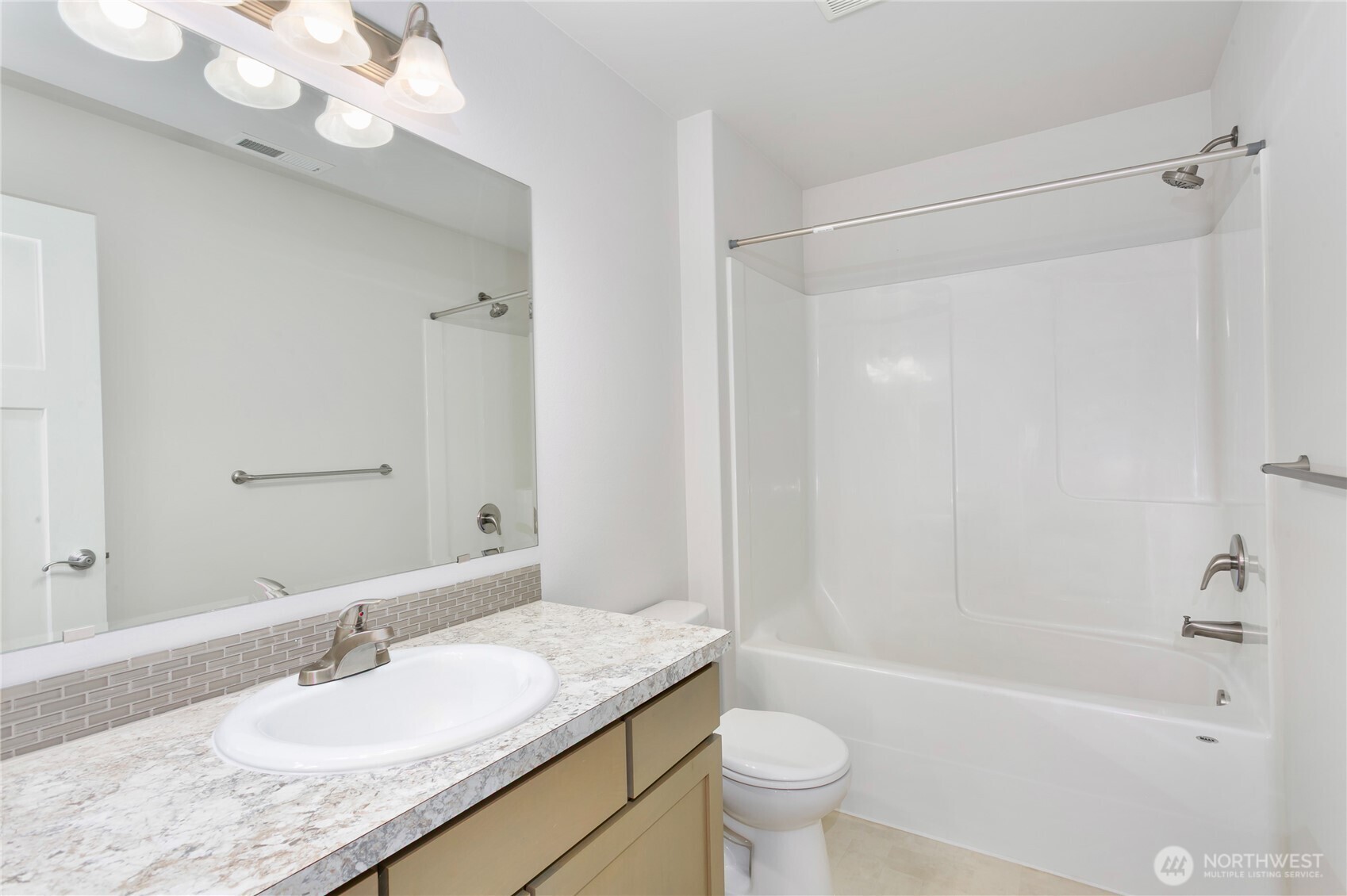 property viewer photo 30