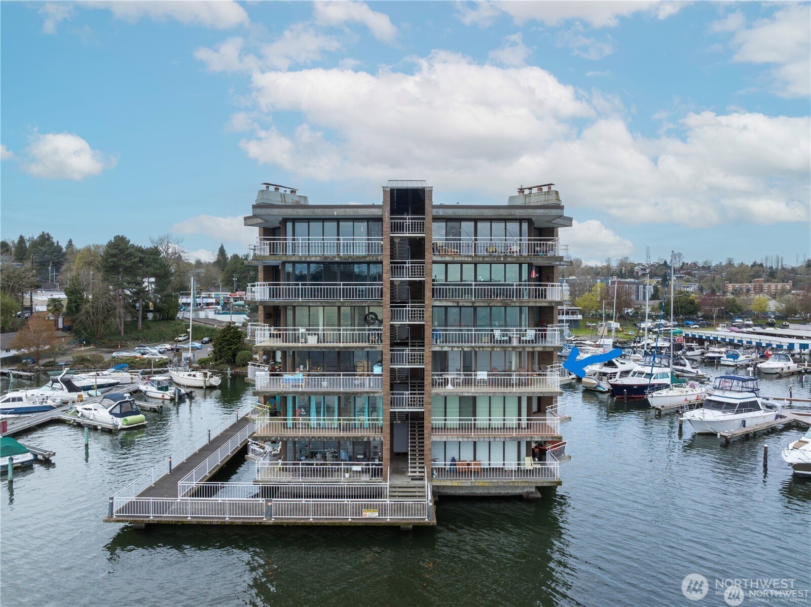 main property photo 0