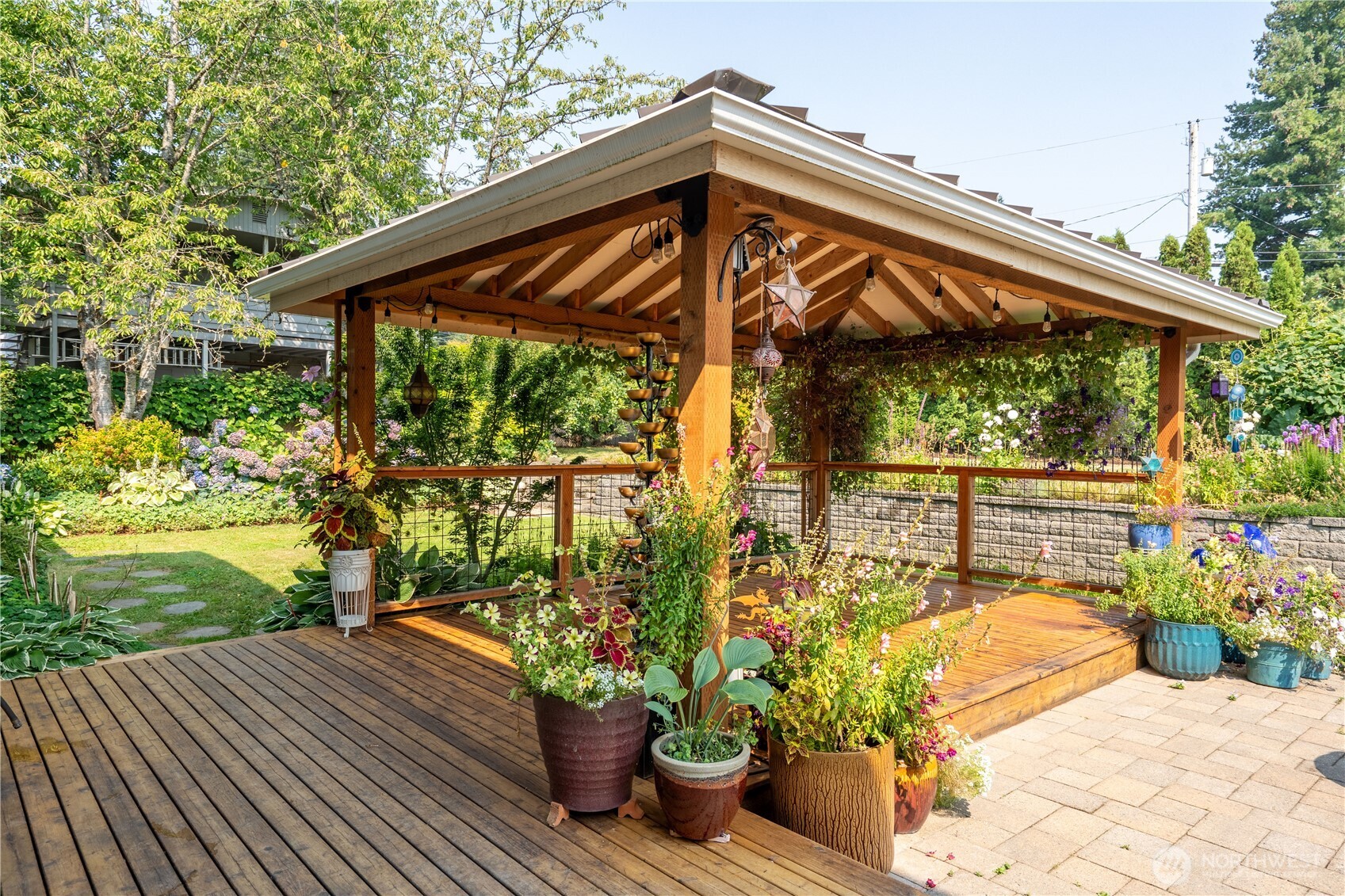 property viewer photo 19