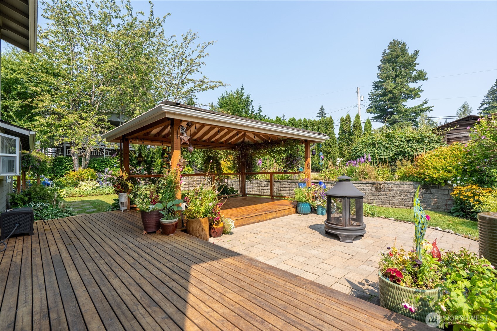 property viewer photo 21