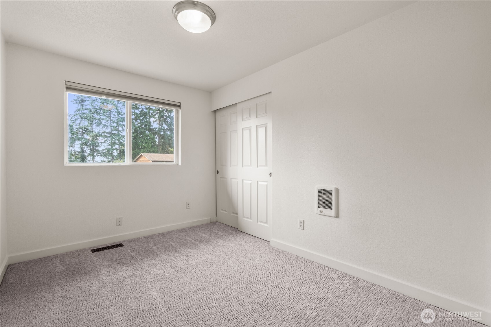 property viewer photo 29