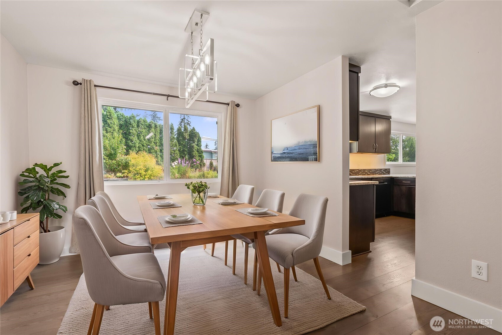 property viewer photo 8