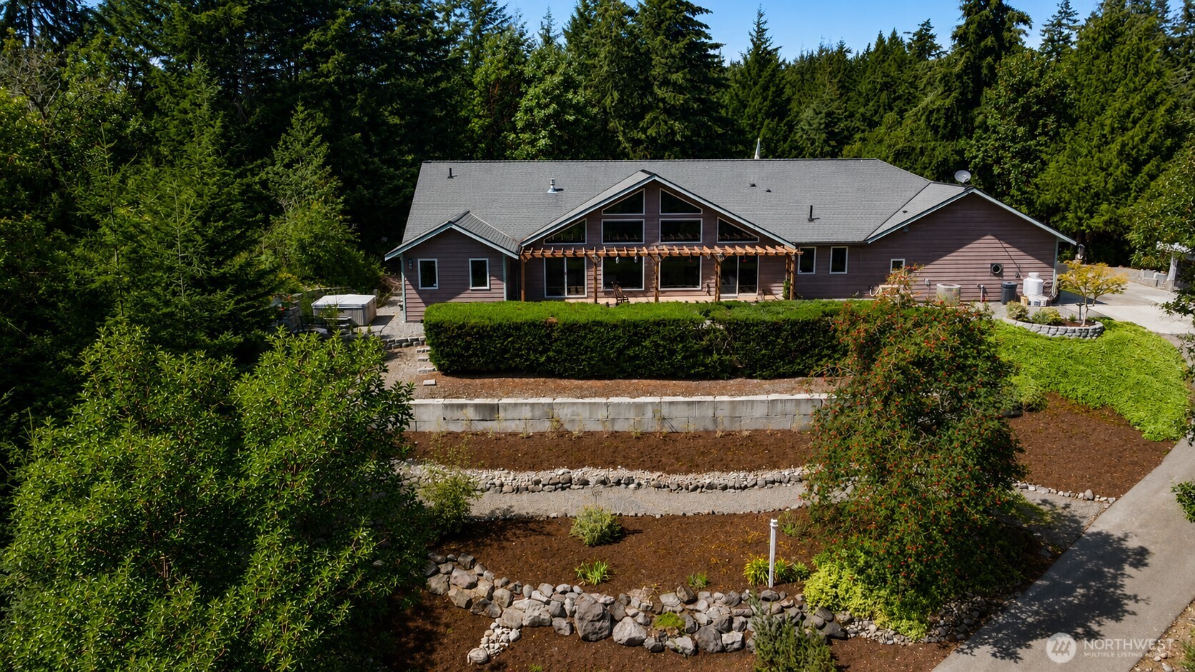 main property photo 0