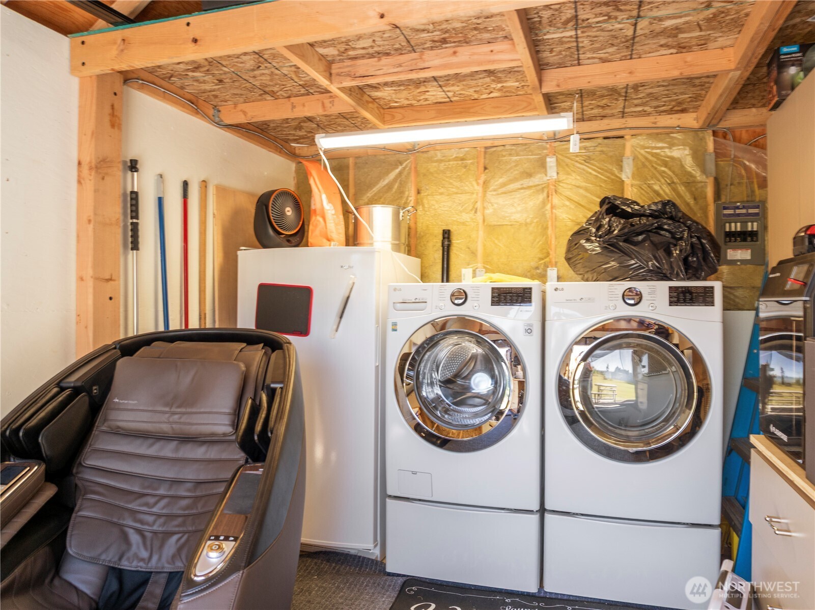 property viewer photo 14