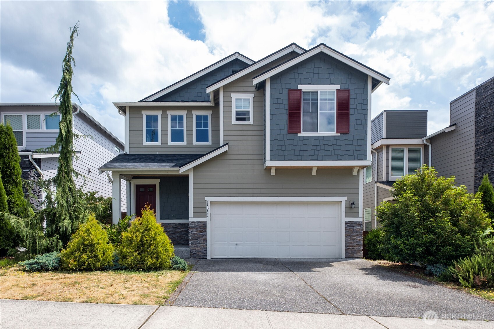 main property photo 0