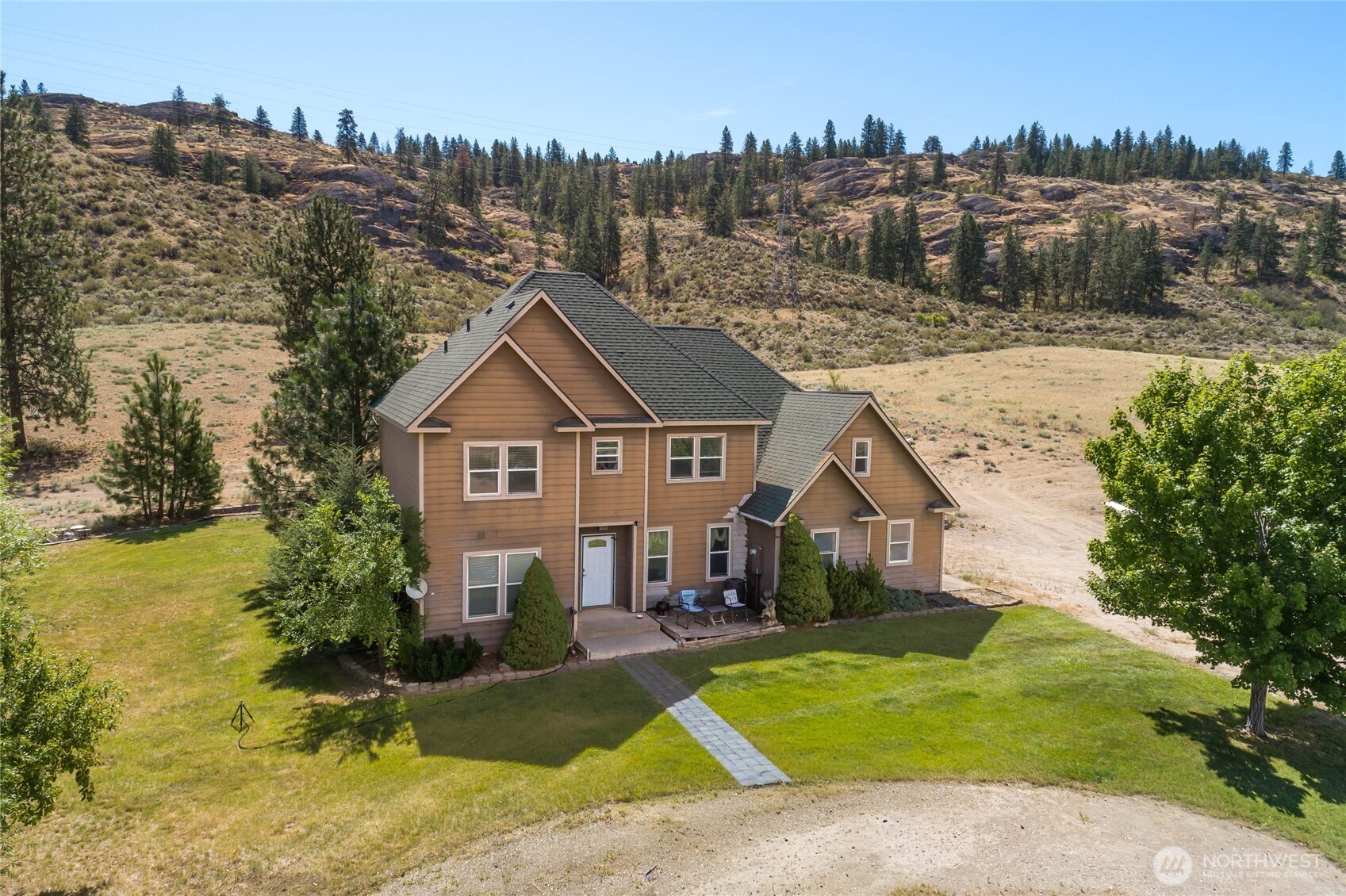 main property photo 0