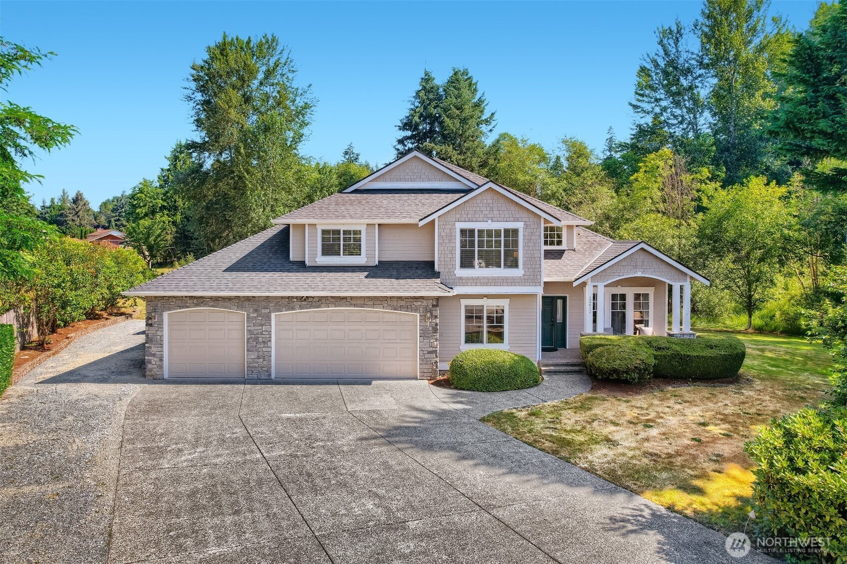 main property photo 0