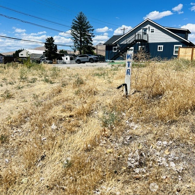 main property photo 8