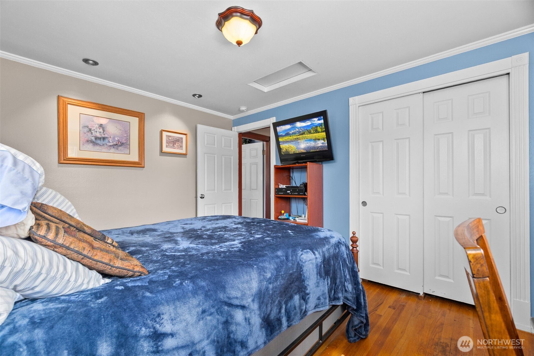 main property photo 20